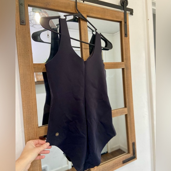 Honeylove Black Shapewear Bodysuit, Small. EUC. - Picture 5 of 6